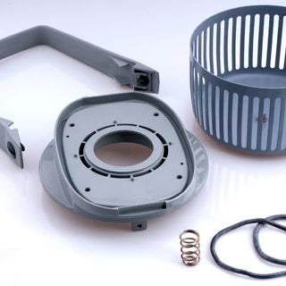 GM80 Støvsuger Hepa filter fastening kit, featuring gray-tone plastic components including a frame, basket, and mounting elements.
