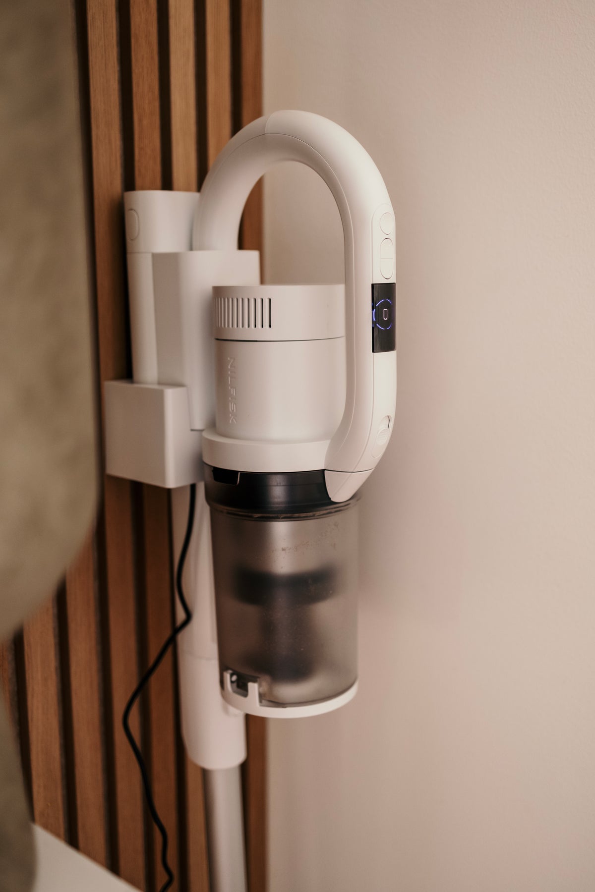 ALLERGY S1 Ledningsfri stangstøvsuger 550 W