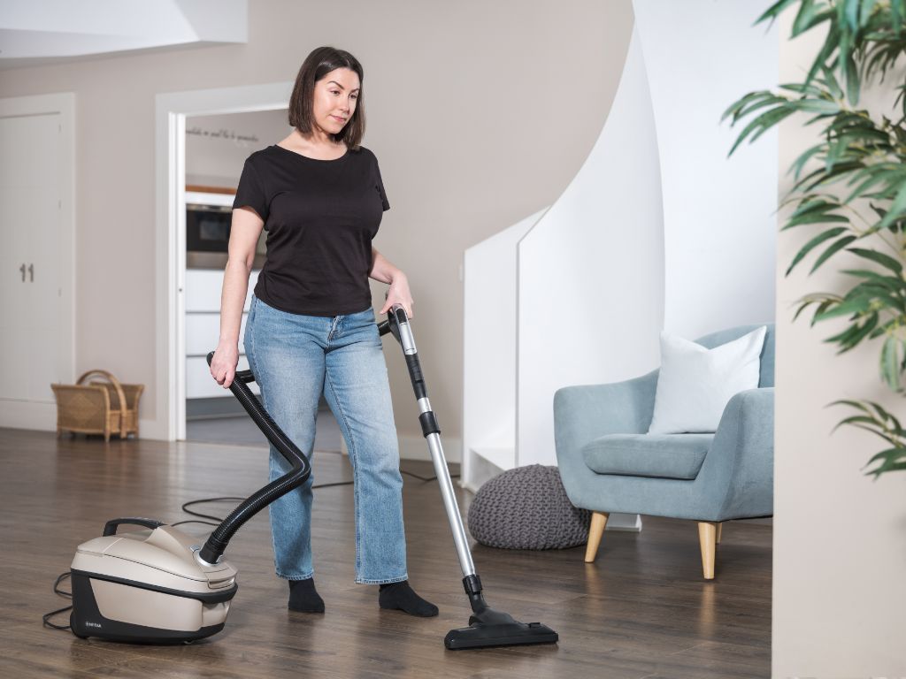 Elite Støvsuger 650 W